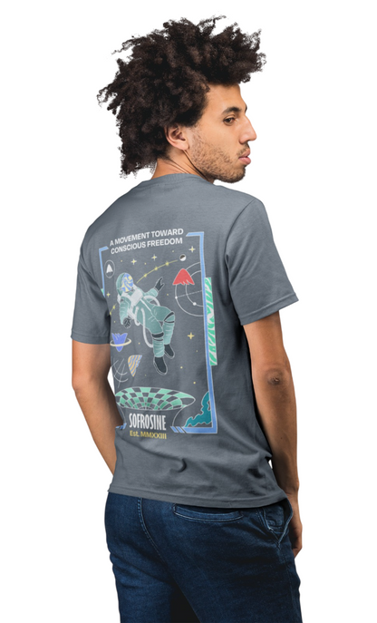 vista 3/4 espalda de la camiseta orgánica sofrosine conscious freedom