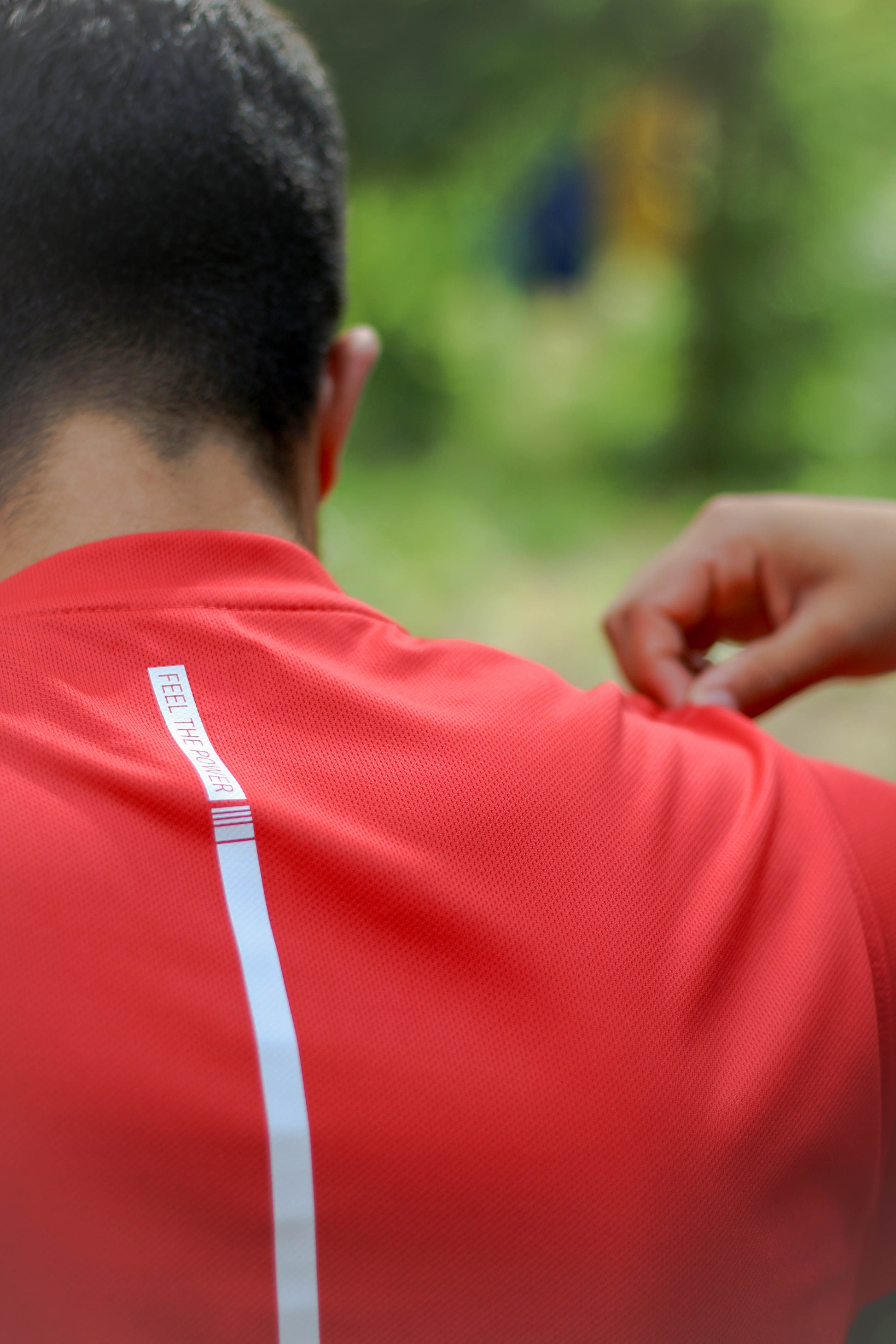 detalle espalda camiseta sofrosine fire red deportiva