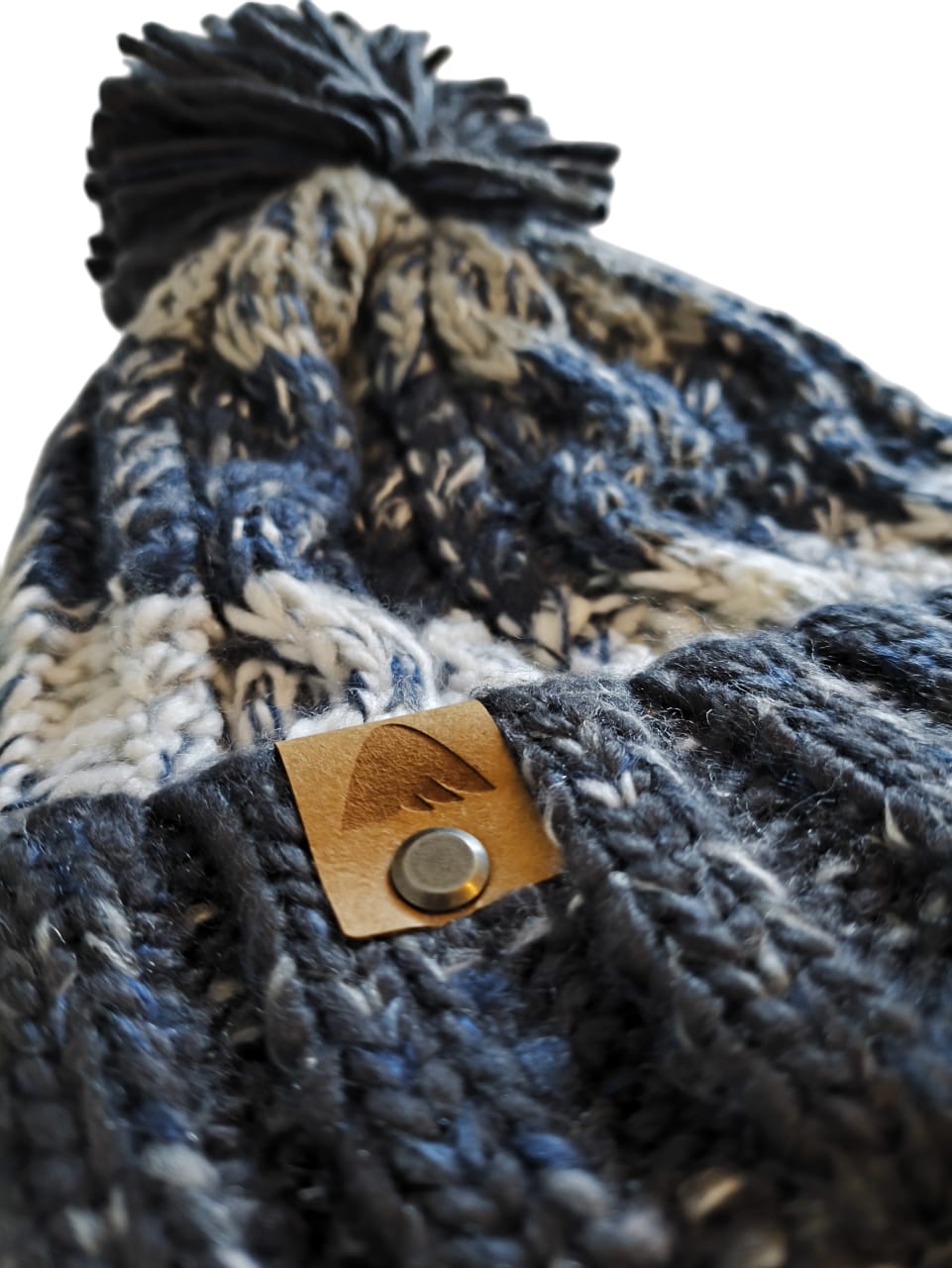 detalle gorro azul sofrosine